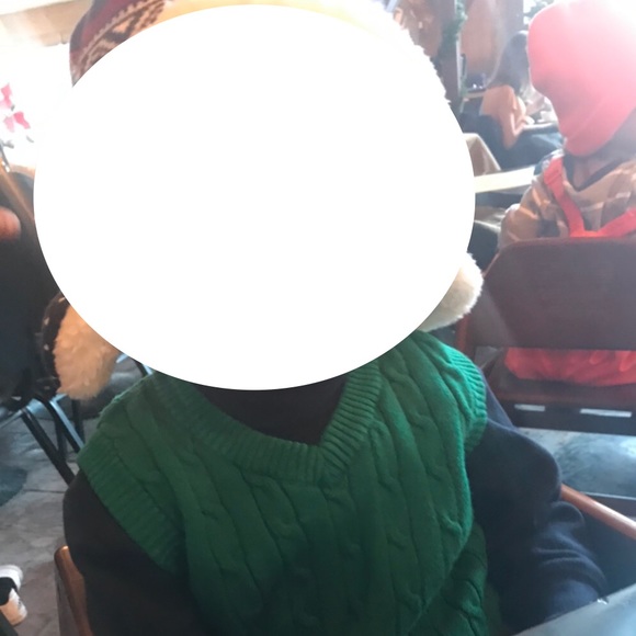 E•Land 🧶 Cable-Knit Sweater Vest - Picture 5 of 5